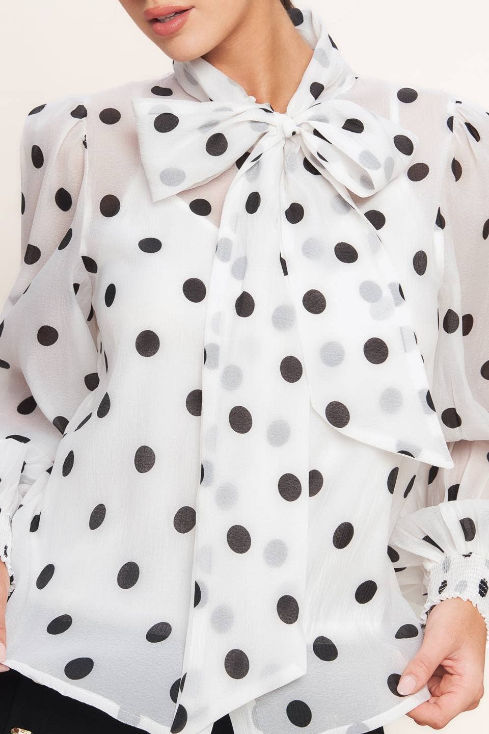 A printed woven top - IT13863: White / Contemporary / M