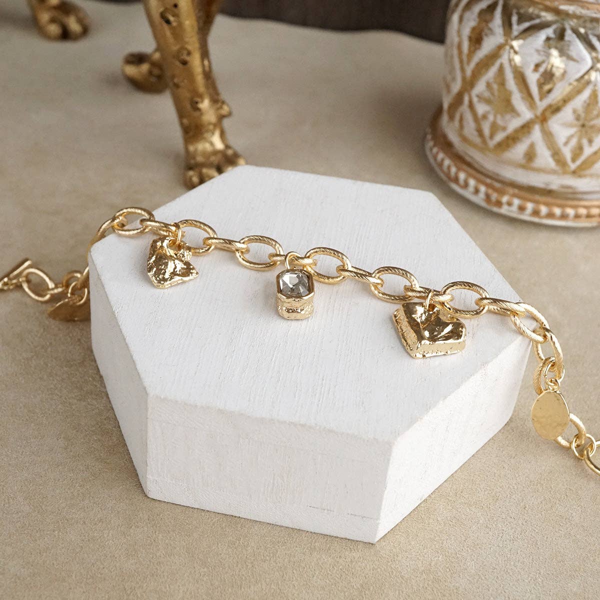 Brilliant Bond – Statement Chain Bracelets with Reflective Crystals: Double strand - Gray crystals