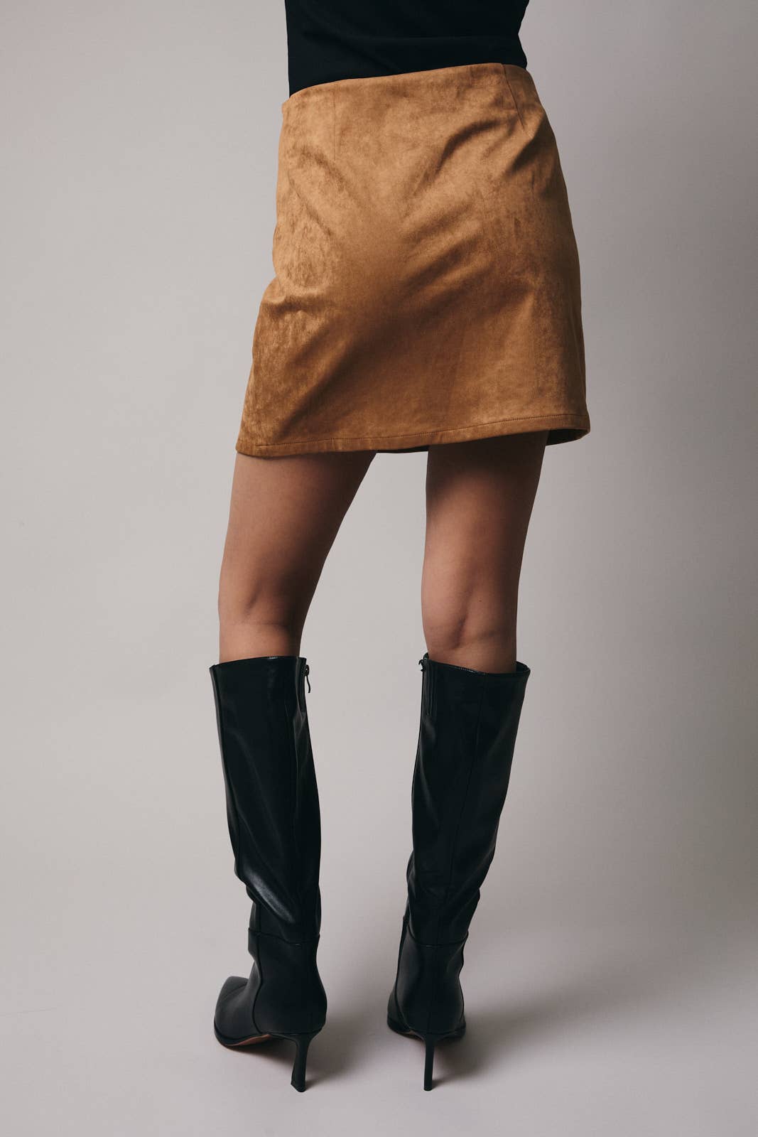 SUEDE MINI SKIRT: TAN / S