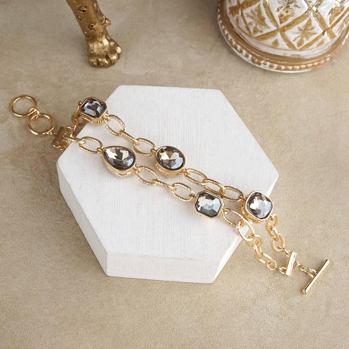 Brilliant Bond – Statement Chain Bracelets with Reflective Crystals: Double strand - Gray crystals