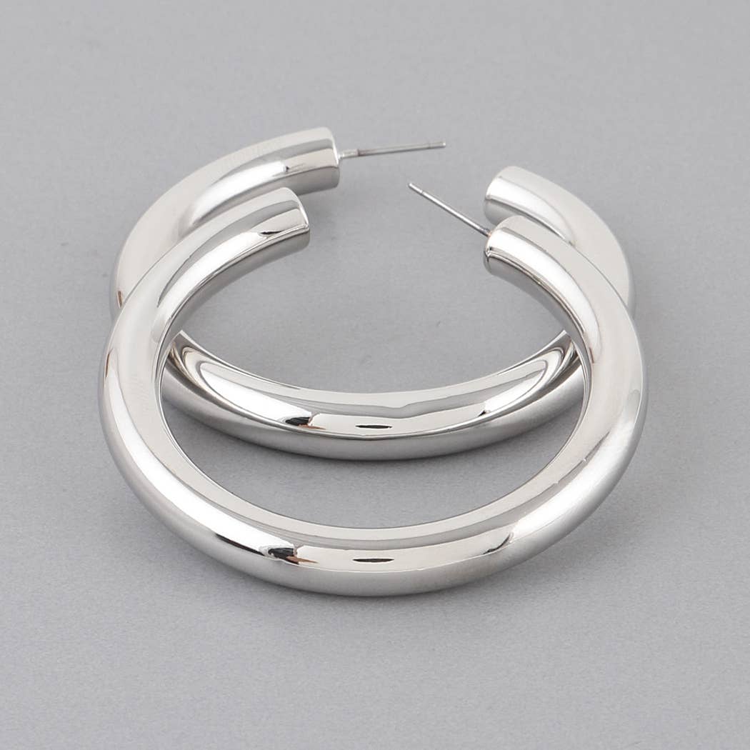 Shiny Hoop Earrings: GD