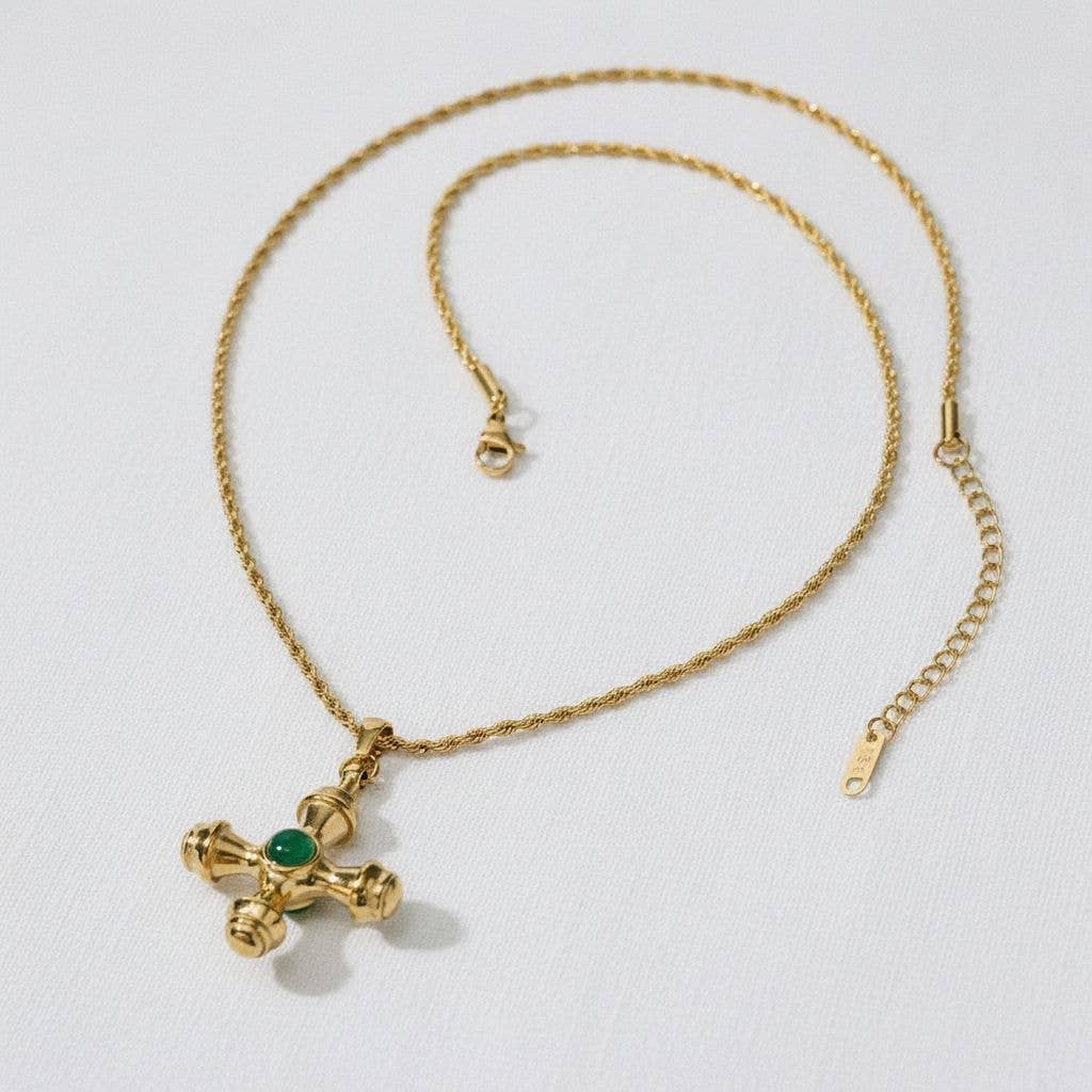 18K Gold Cross Pendant Necklace: A1
