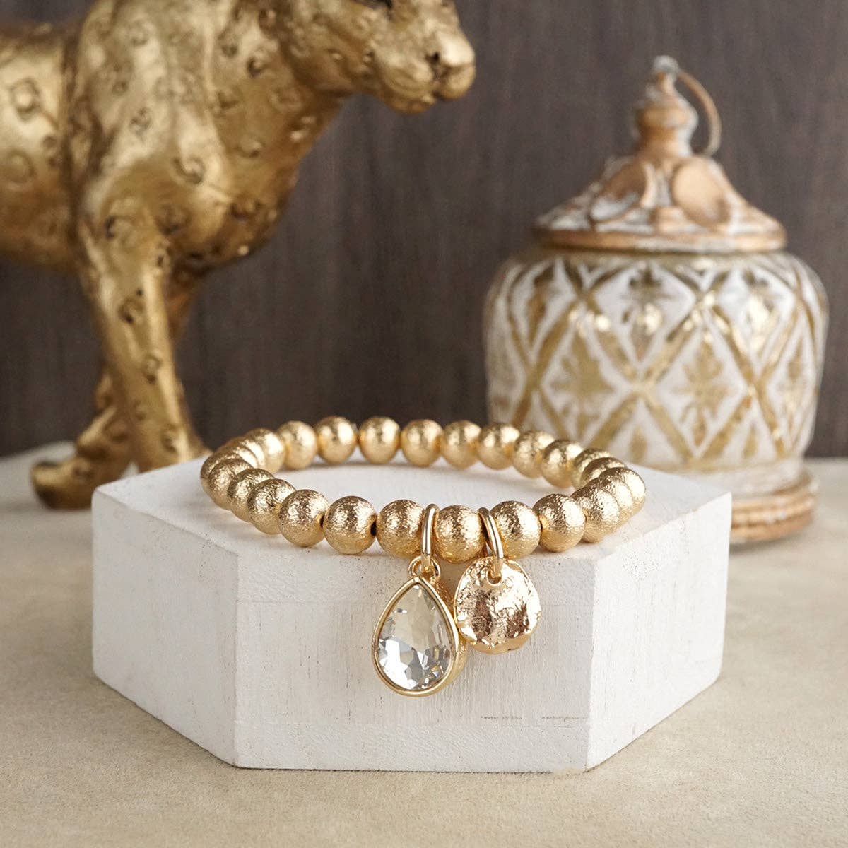 Brilliant Bond – Statement Chain Bracelets with Reflective Crystals: Double strand - Gray crystals