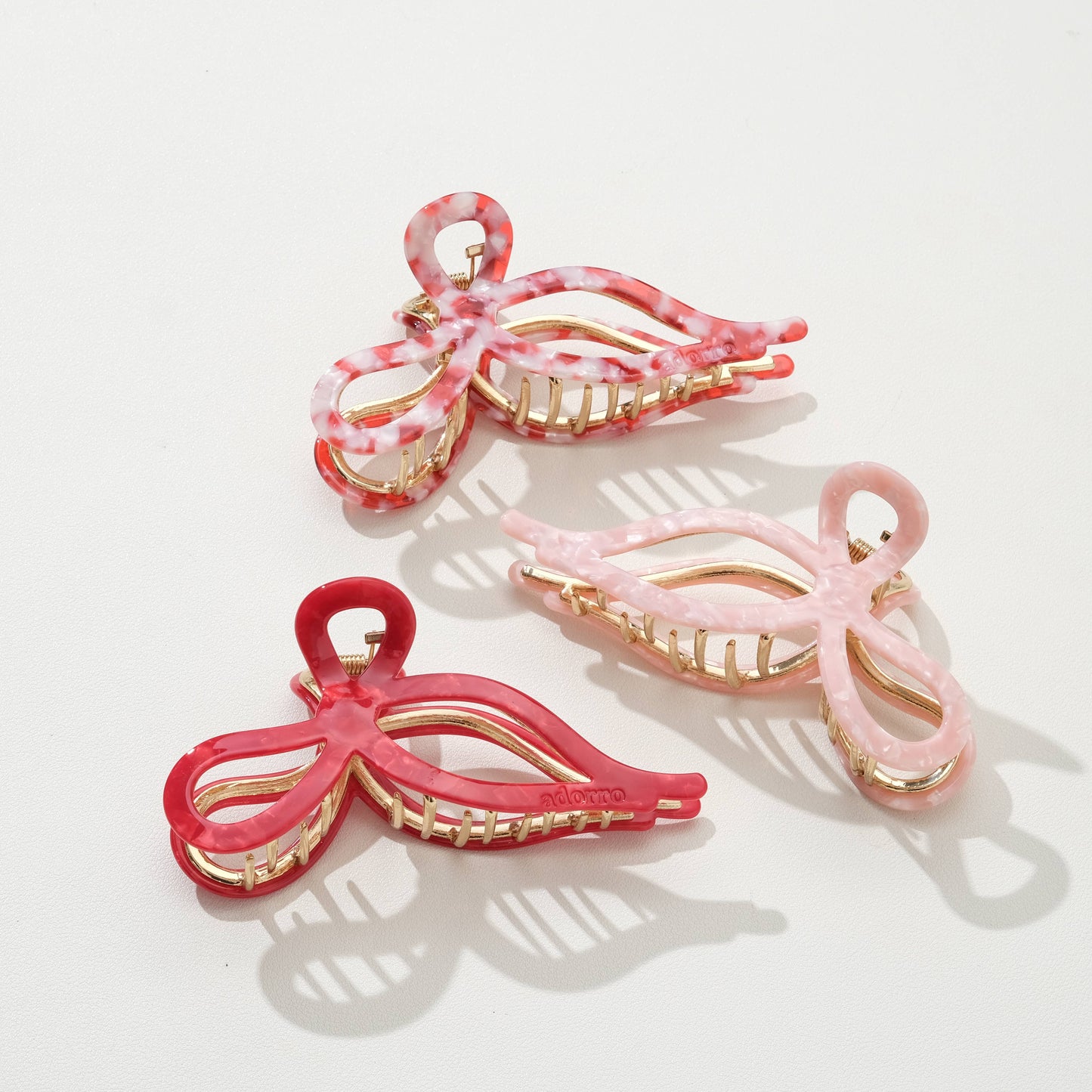 Sabrina Valentine | Large Ribbon Metal Bow Claw Clip : Assorted