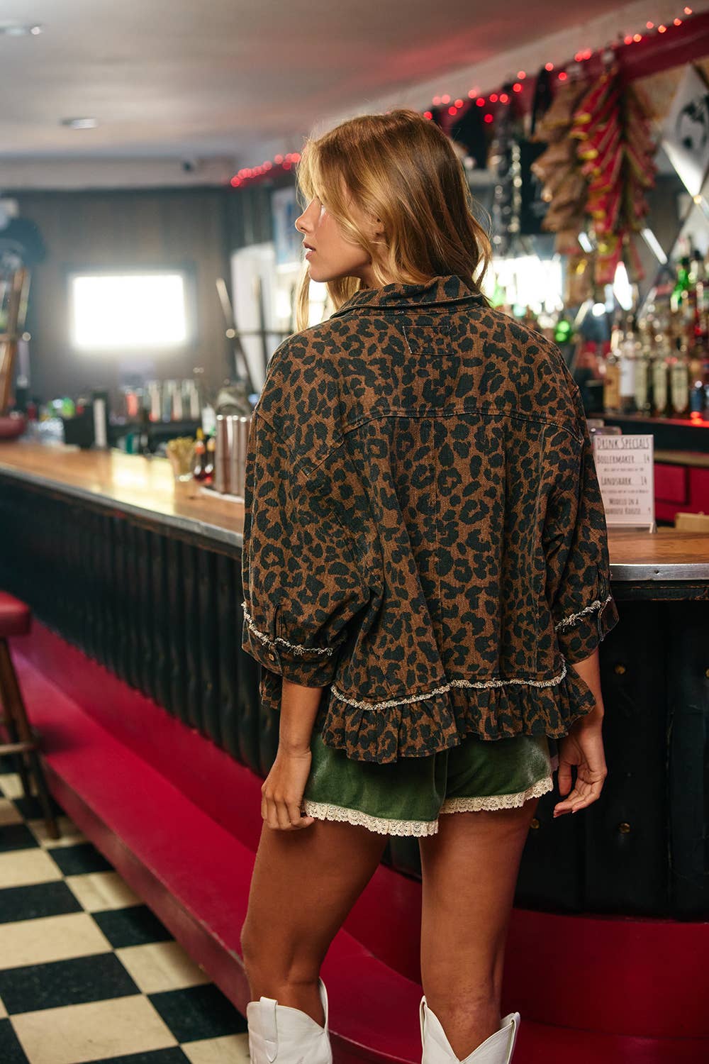IT2444C Leopard Print Ruffle Hemline Shirt Top: Animal / S-M-L (2-2-2)