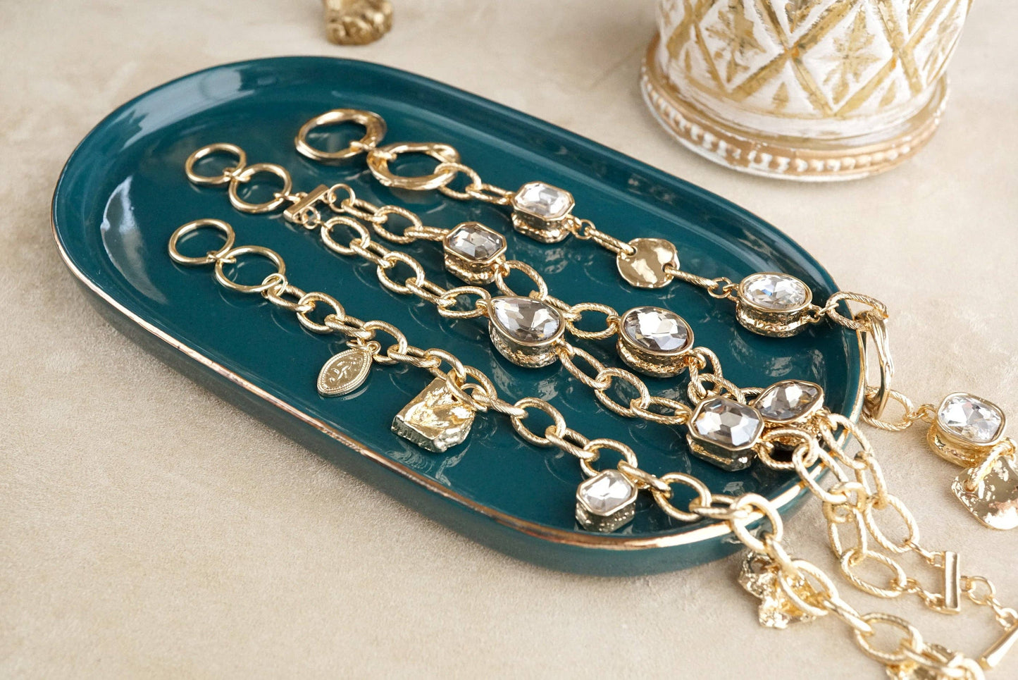 Brilliant Bond – Statement Chain Bracelets with Reflective Crystals: Double strand - Gray crystals