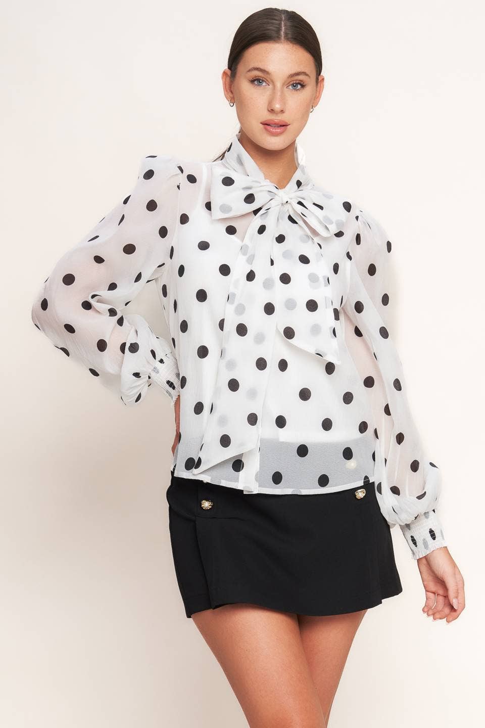 A printed woven top - IT13863: White / Contemporary / M