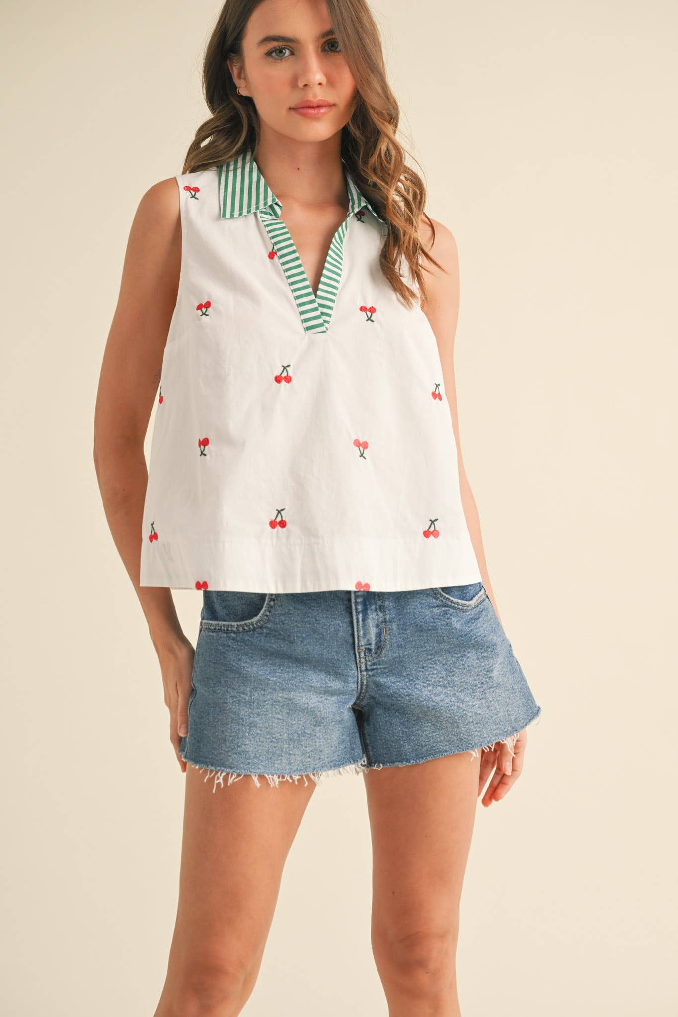 FRUIT EMBROIDERY COLLARED TANK MTP3591: Lemon / S
