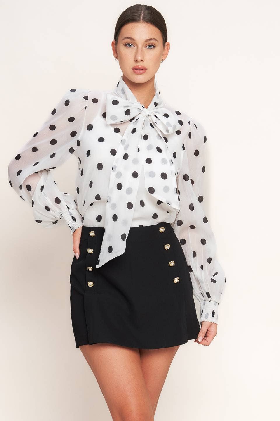 A printed woven top - IT13863: White / Contemporary / L