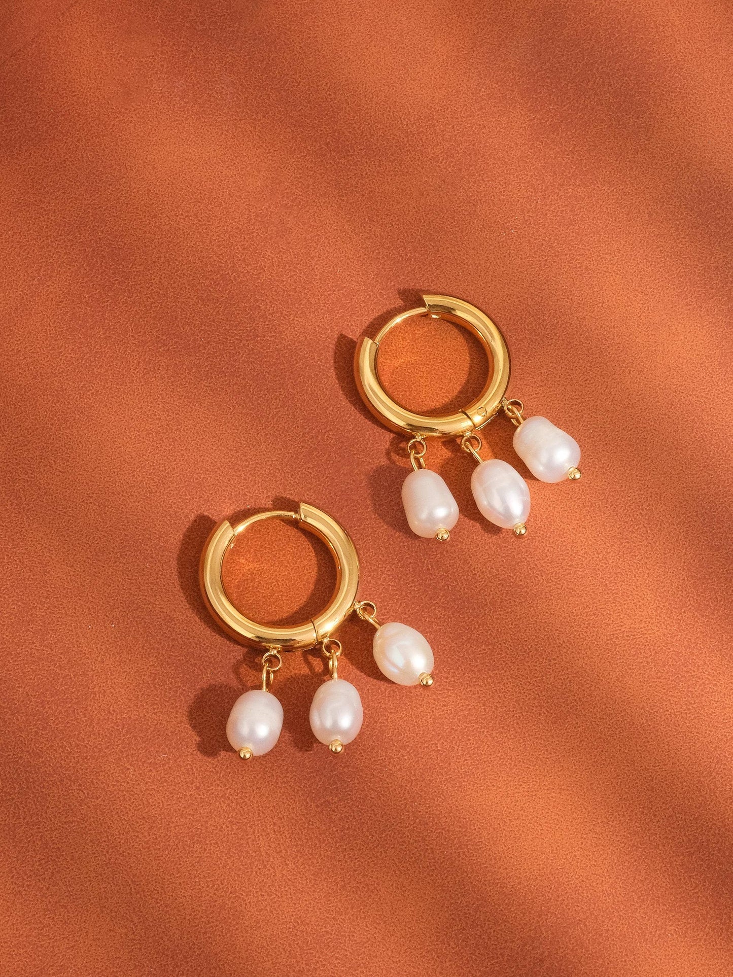 Séjour 18K Gold Non-Tarnish Petite Pearl Dangle Earring: Yellow Gold