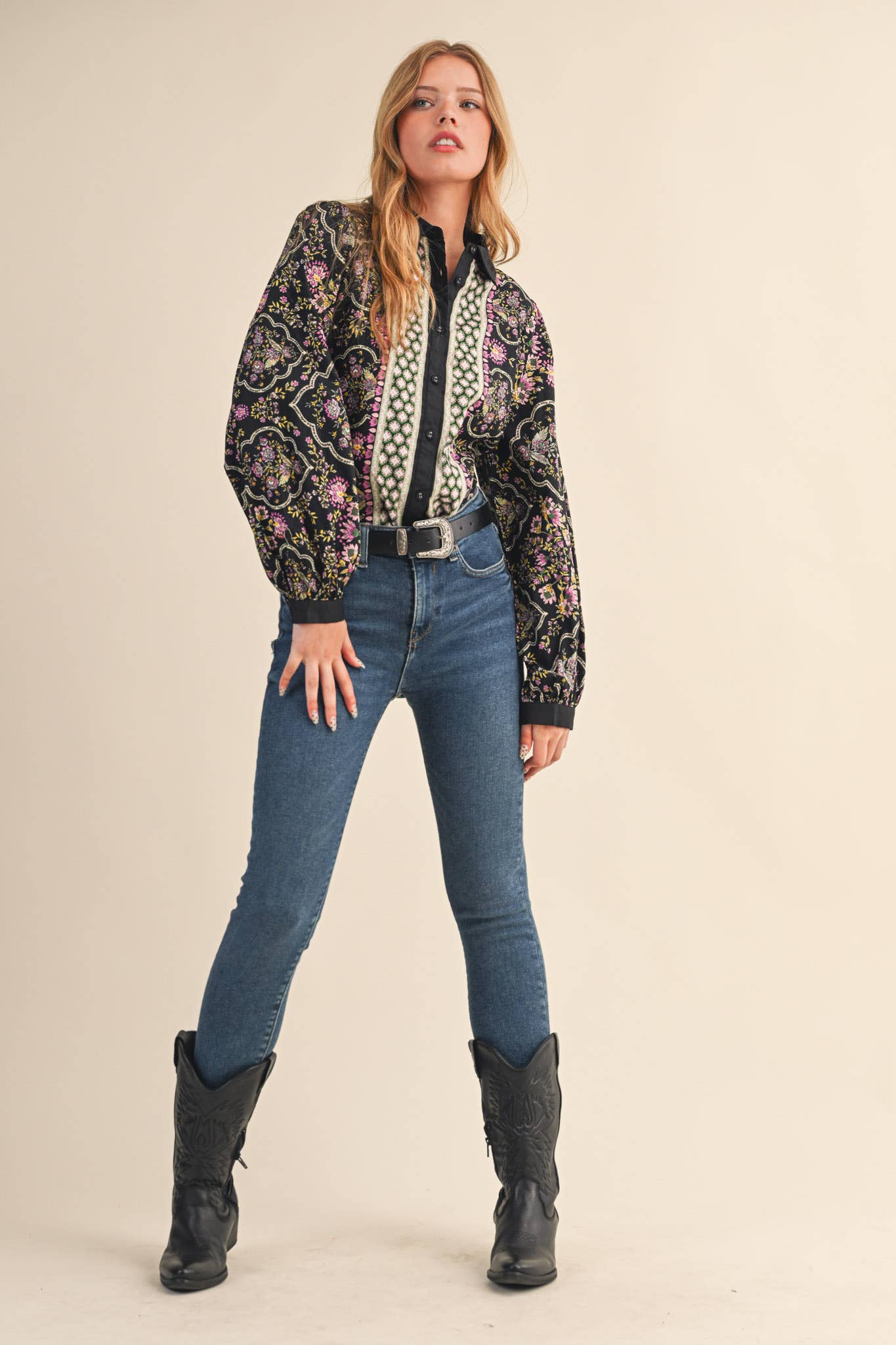 EXCLUSIVE FLORAL BORDER PRINT BUTTON UP TOP MTP4126: Ivory Multi / L
