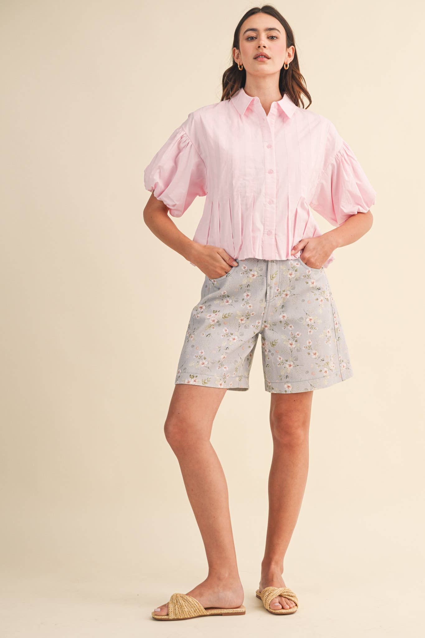 PLEATED BUBBLE HEM BUTTON DOWN TOP MTP4694: SKY BLUE / M