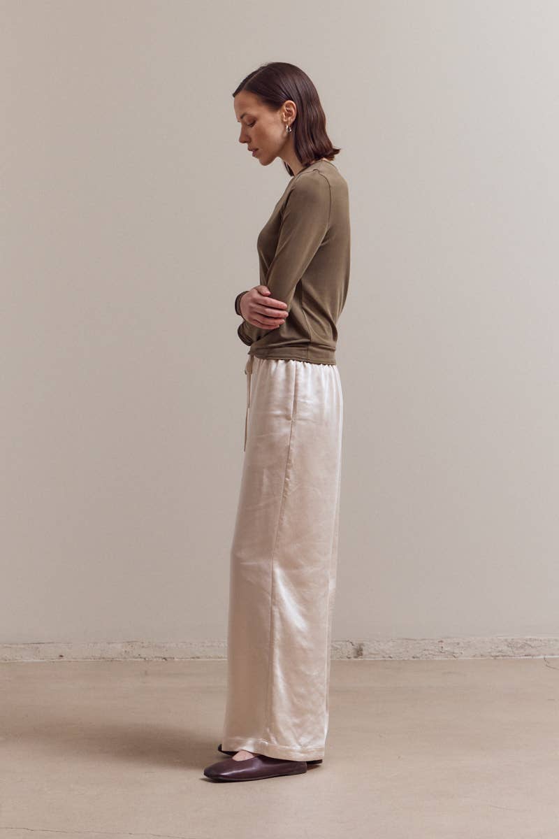 50698 - BANDING WAIST WIDE SATIN PANTS: CREAM / Contemporary / SMALL