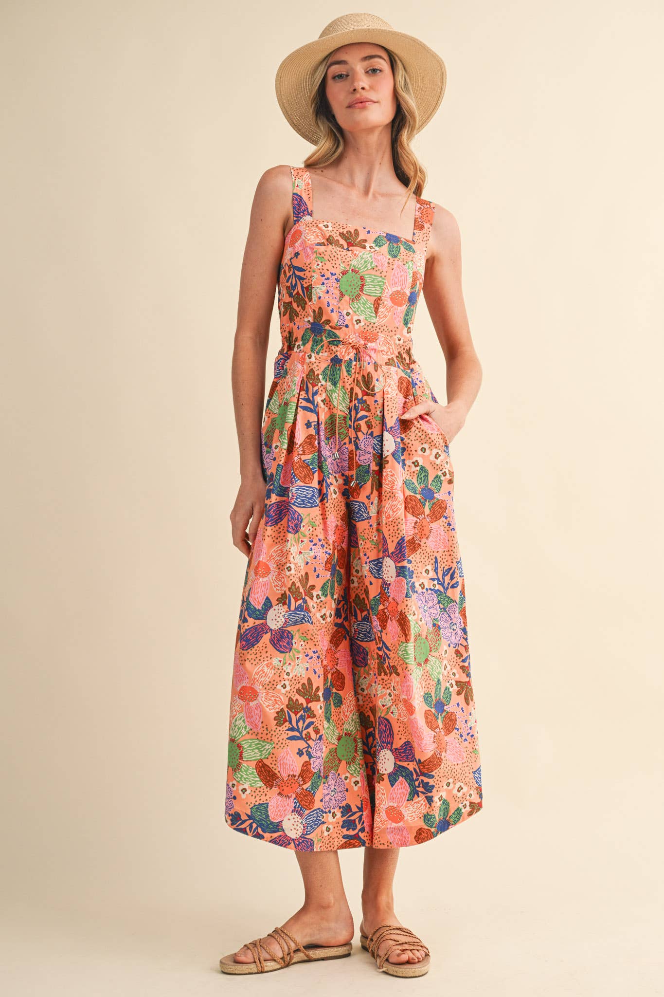 EXCLUSIVE FLORAL PLEATED CROPPED WIDE LEG JUMPSUIT MP4967: CORAL MULTI / S