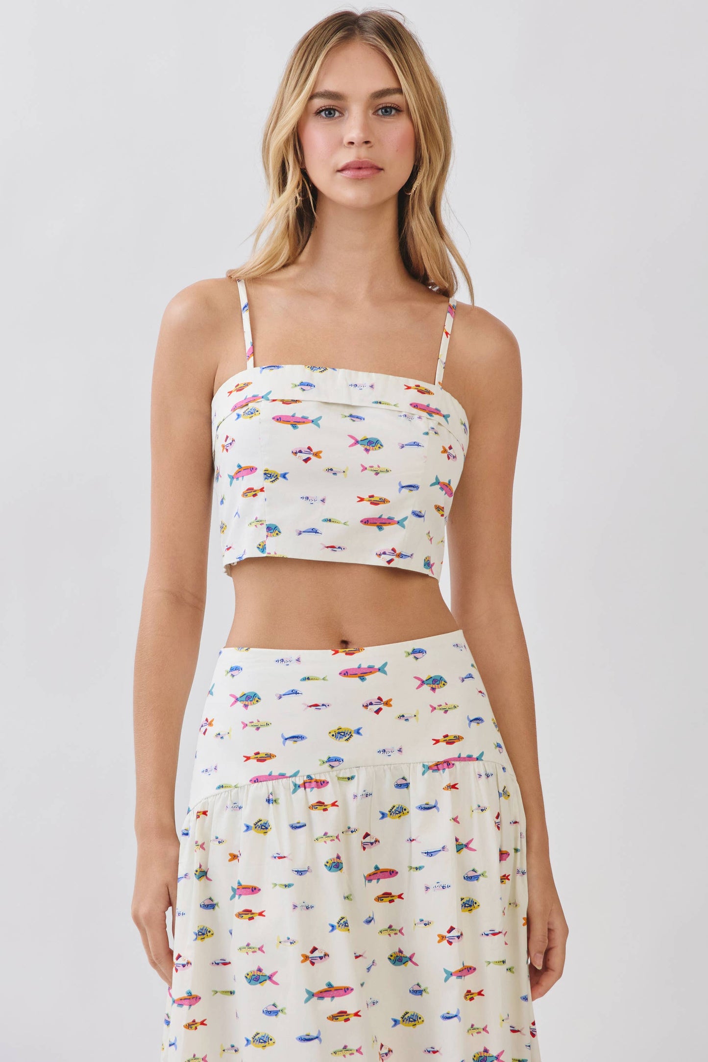 CT10049-Fish Print Fold Over Detail Cropped Cami Top: Cream / M