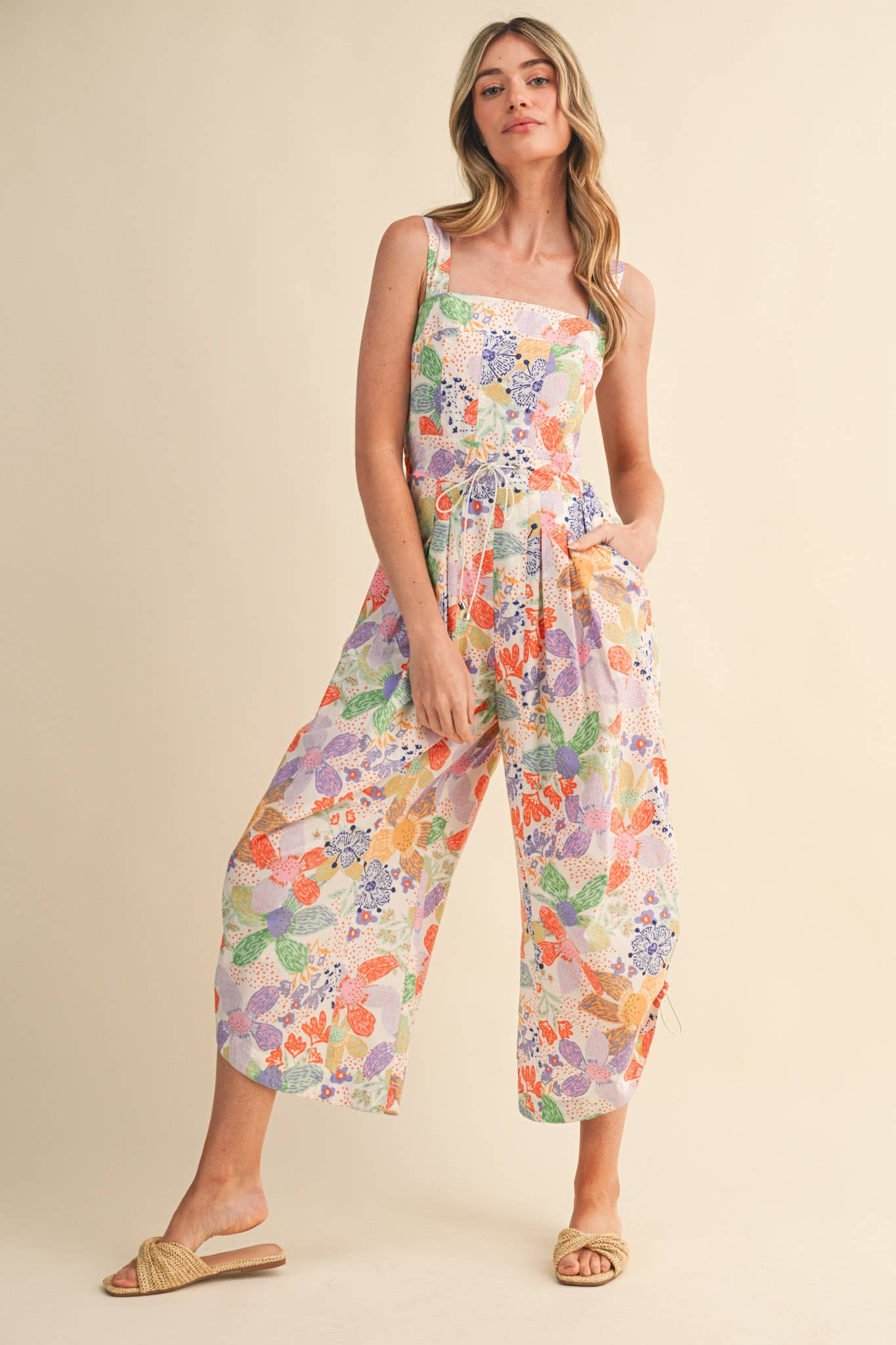EXCLUSIVE FLORAL PLEATED CROPPED WIDE LEG JUMPSUIT MP4967: CORAL MULTI / S