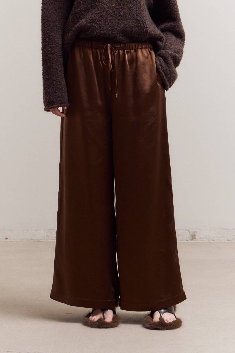 50698 - BANDING WAIST WIDE SATIN PANTS: CREAM / Contemporary / SMALL
