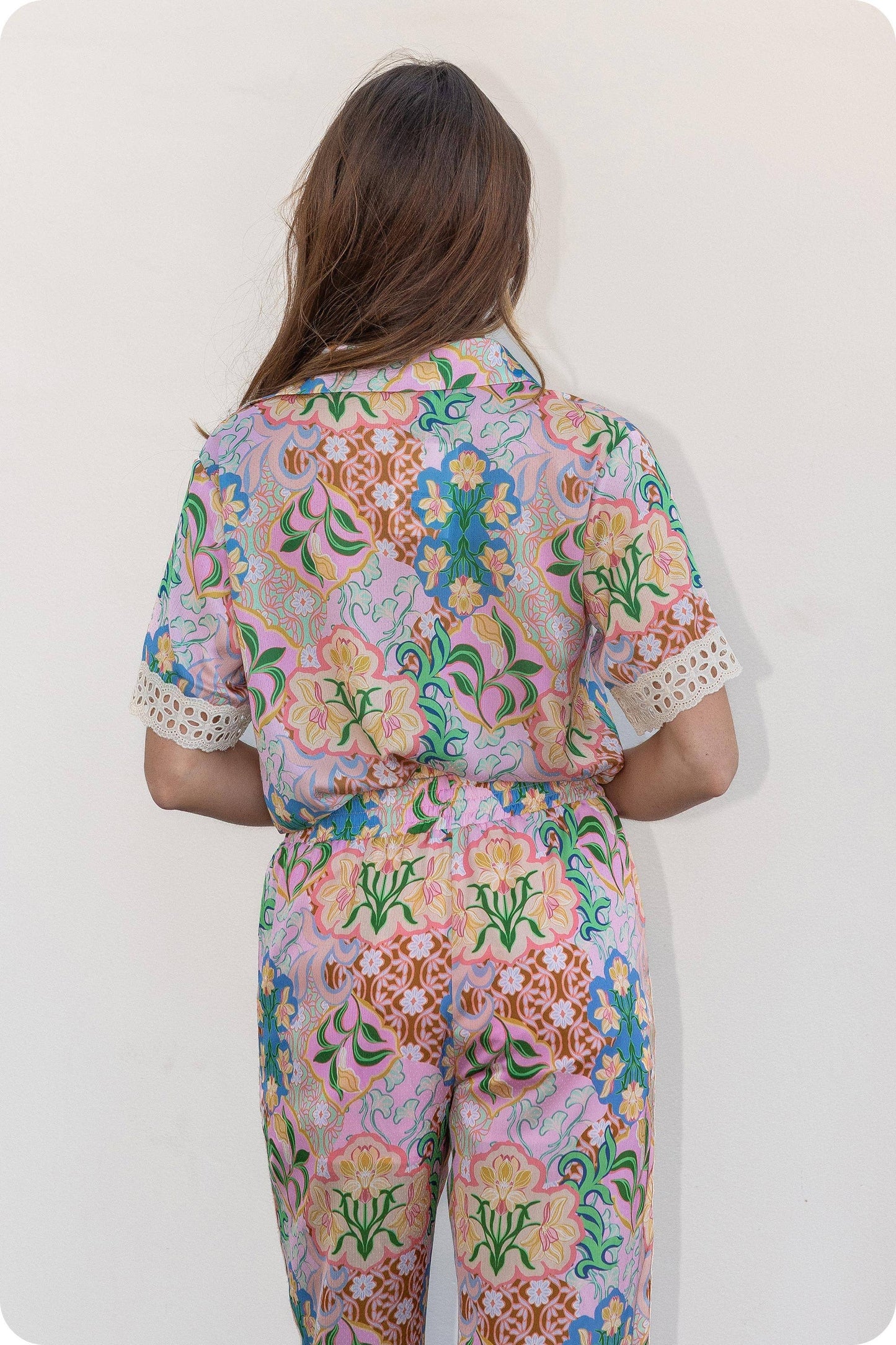 Garden Party Crochet Contrast Trim Satin Shirt: Multi / L