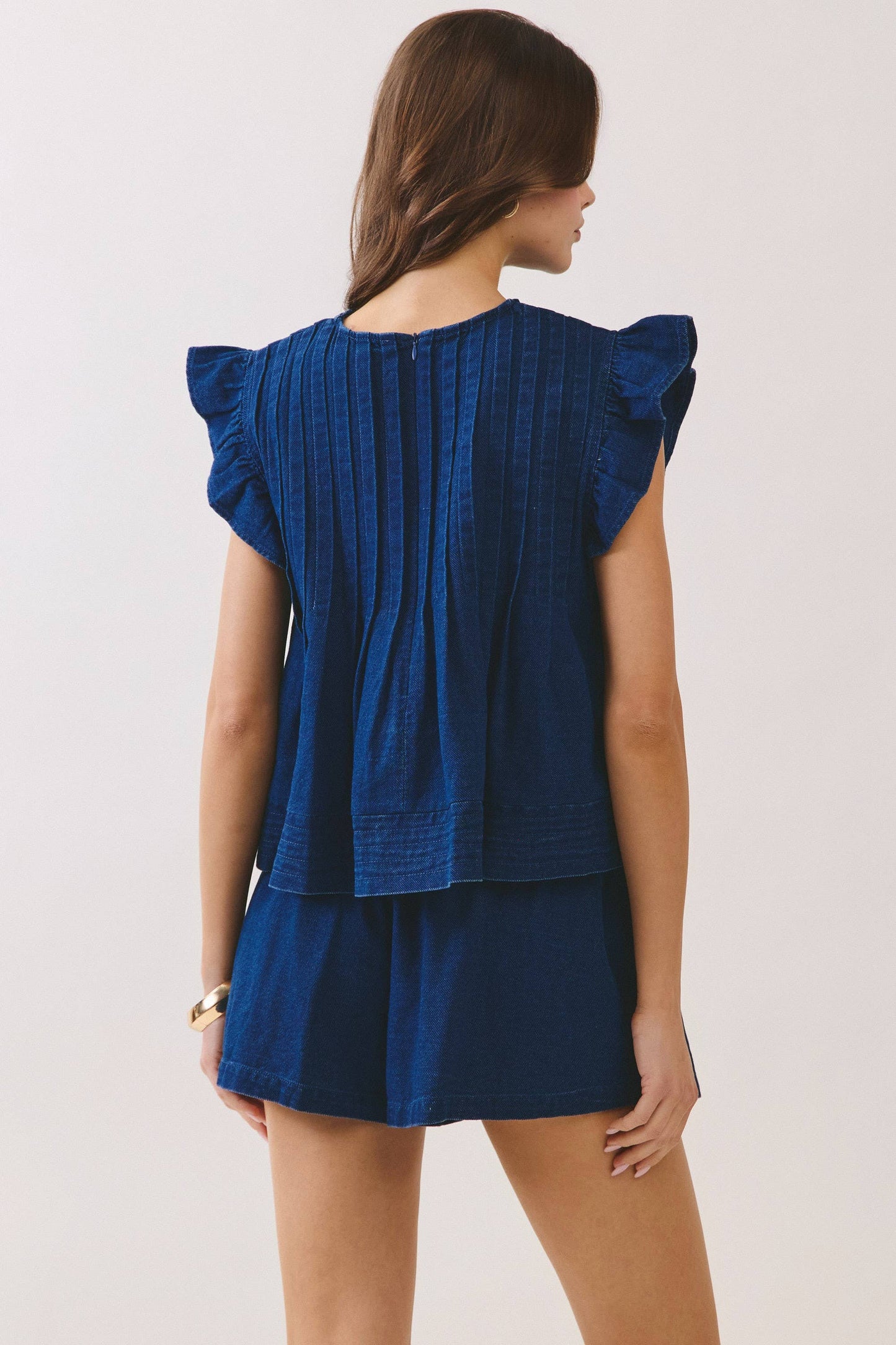 CT9811-Denim Ruffle Sleeve Pleated Detail Top: DENIM / L