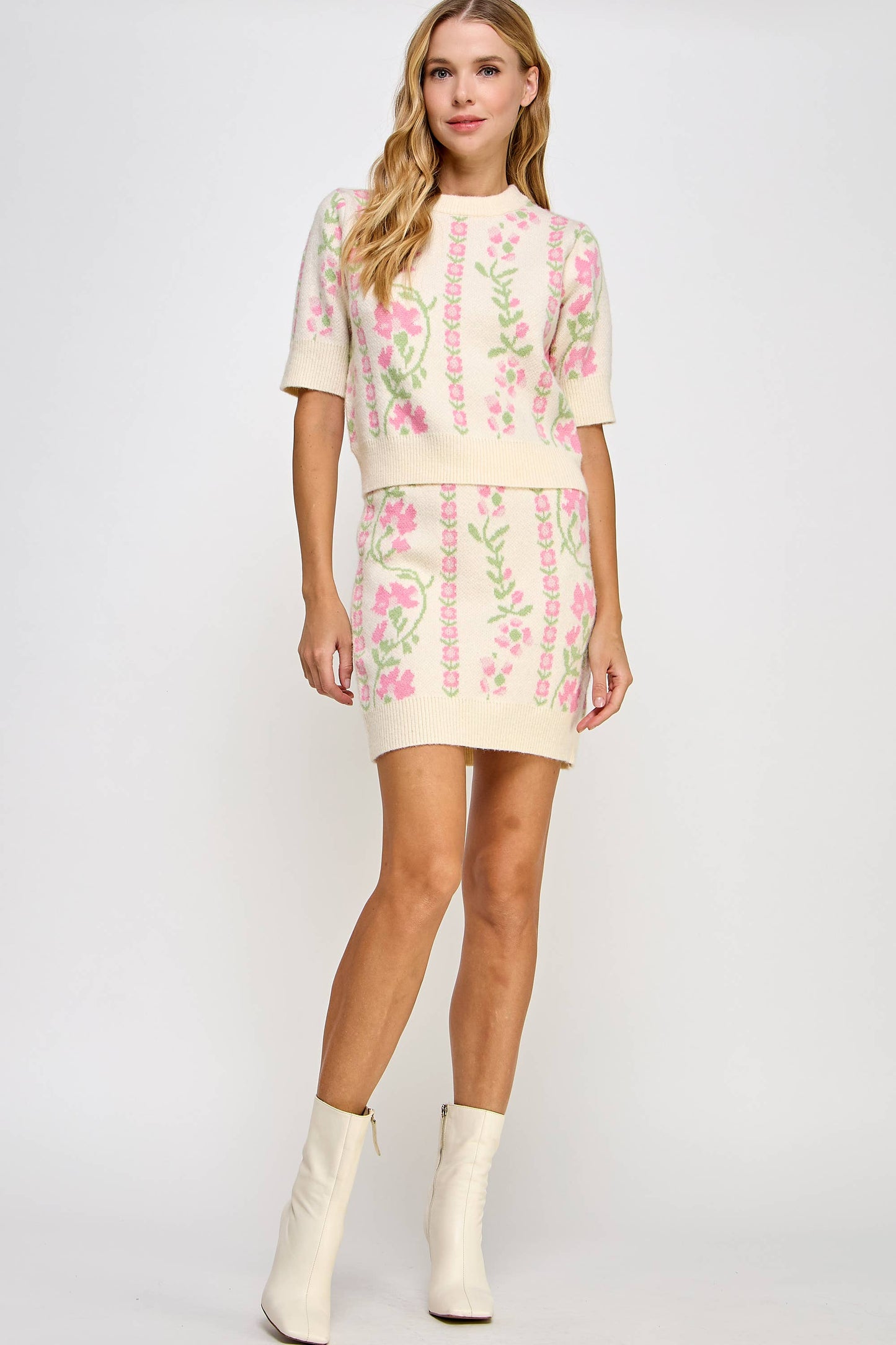 Floral Intarsia Sweater Mini Skirt: Cream / L