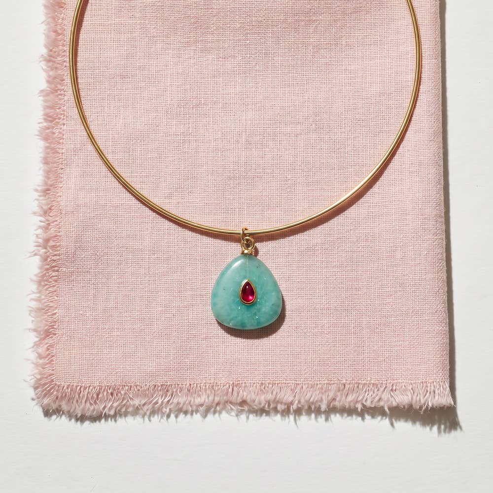 Choker Necklace With Crystal Inset Stone Pendant: GDMI