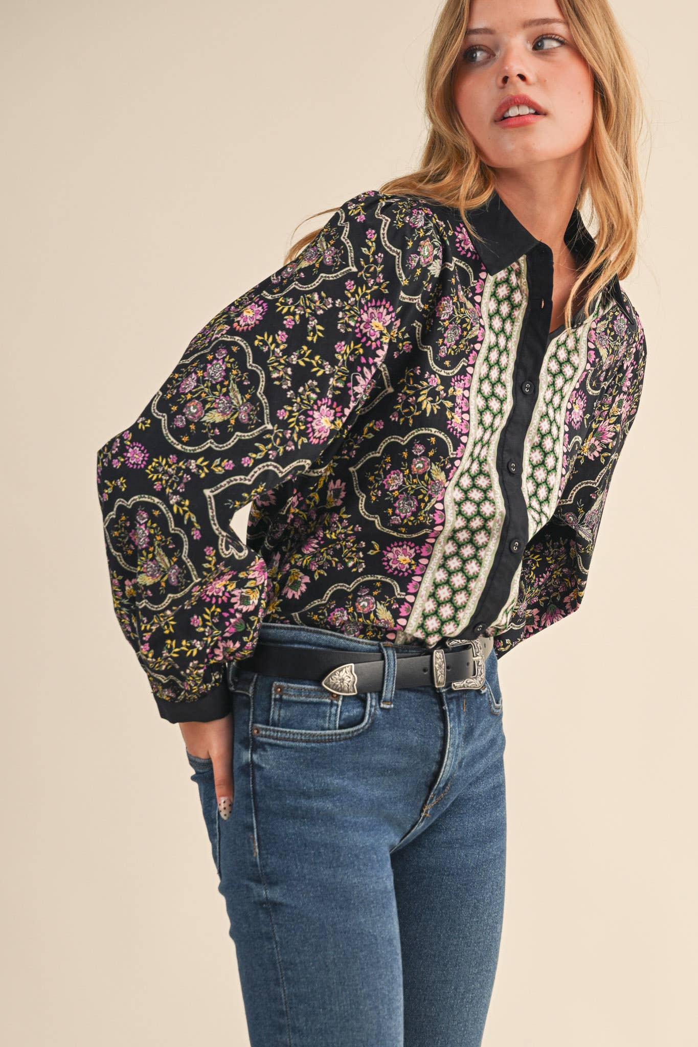 EXCLUSIVE FLORAL BORDER PRINT BUTTON UP TOP MTP4126: Ivory Multi / L