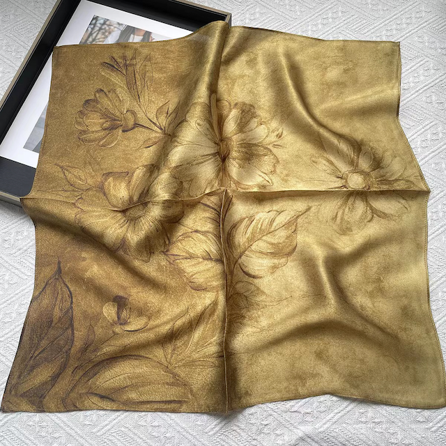 S25061 100% Silk Square Scarf (21"x21"): 02 CRM/GRN/YLW