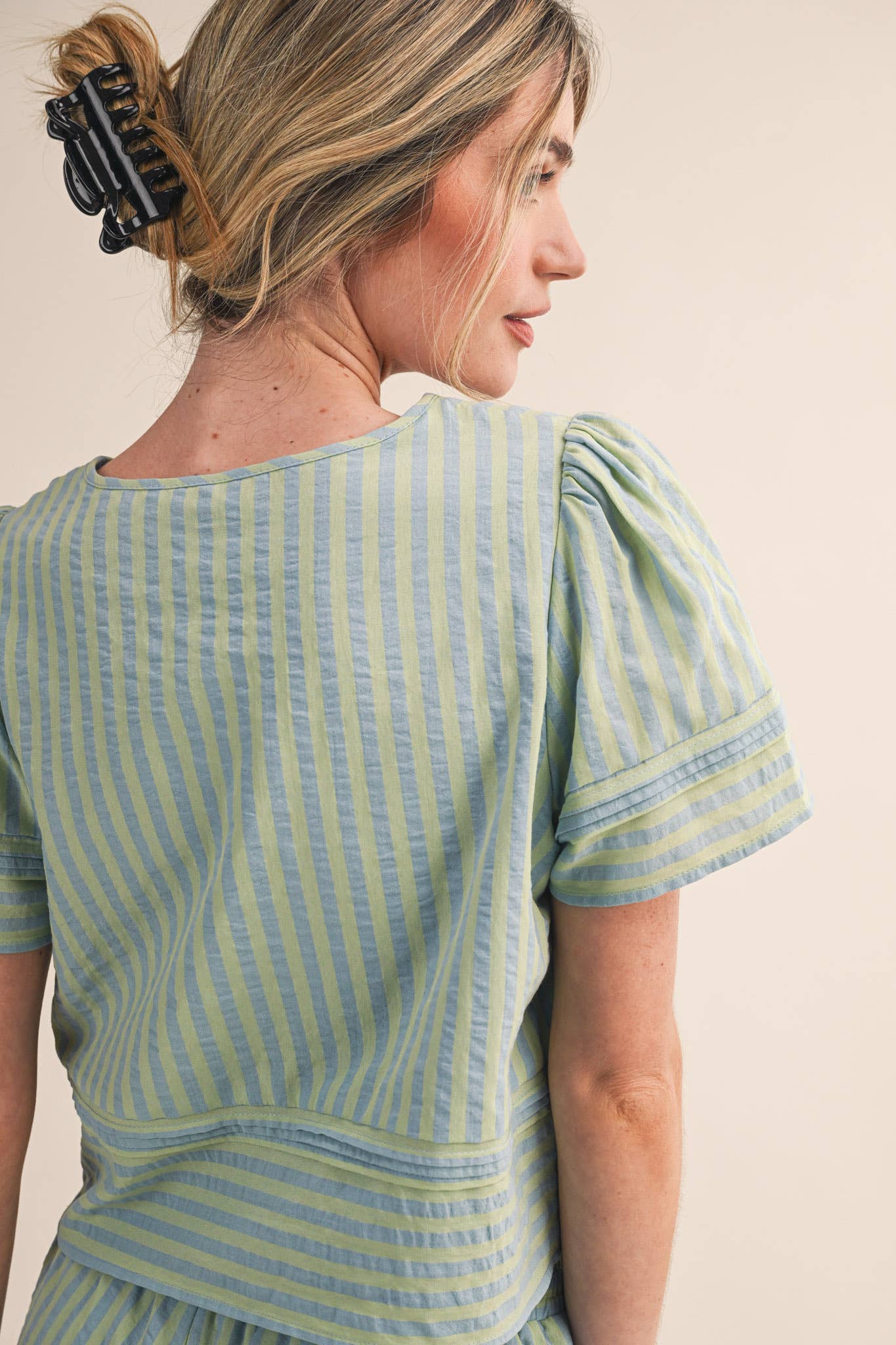 STRIPED BUTTON UP TOP AND SHORTS SET MPST4488: BLUE SAGE STRIPE / S