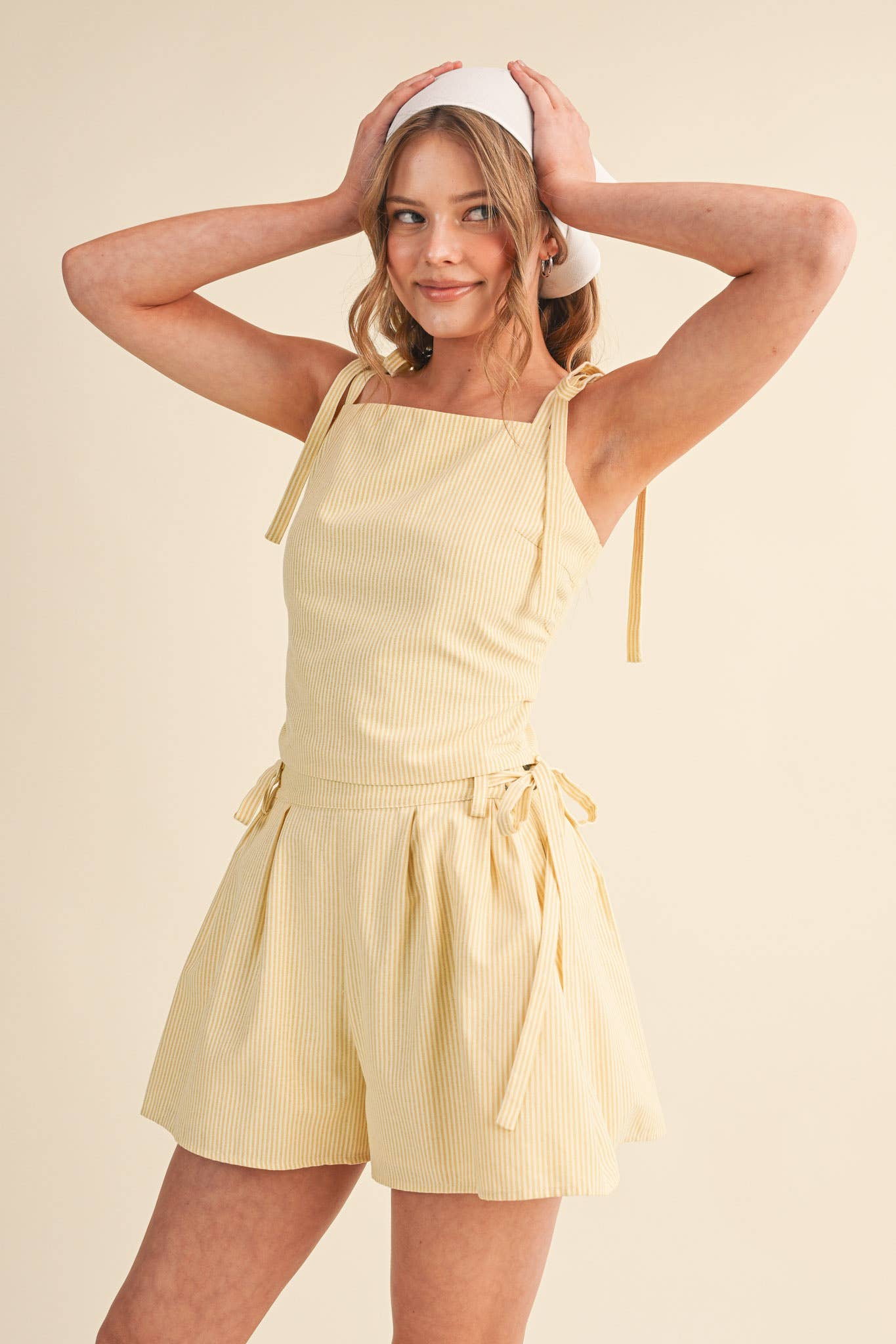 STRIPED TIE SHOULDER CROP TOP AND SHORTS SET MPST4791: BLUE STRIPE / L