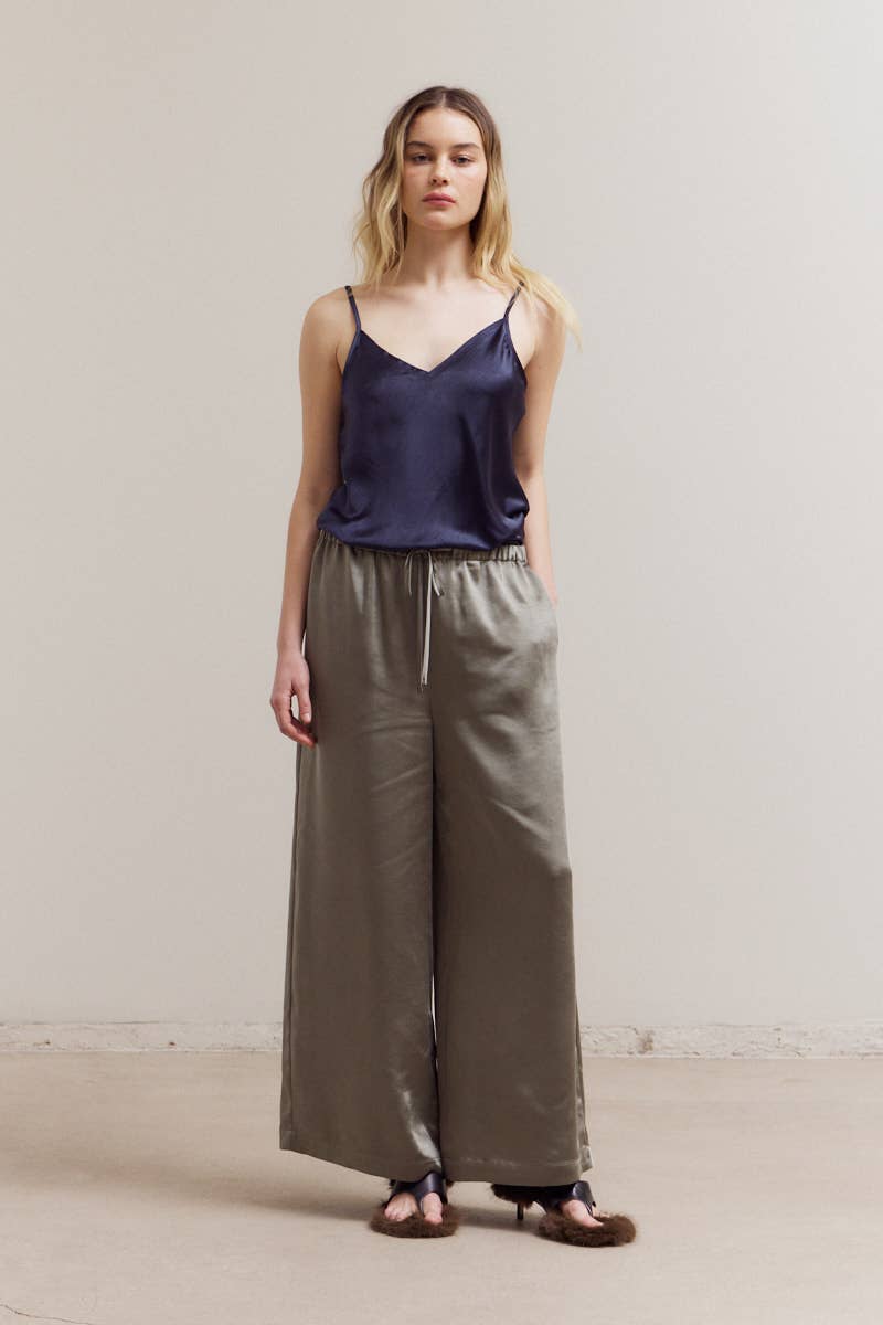 50698 - BANDING WAIST WIDE SATIN PANTS: CREAM / Contemporary / MEDIUM