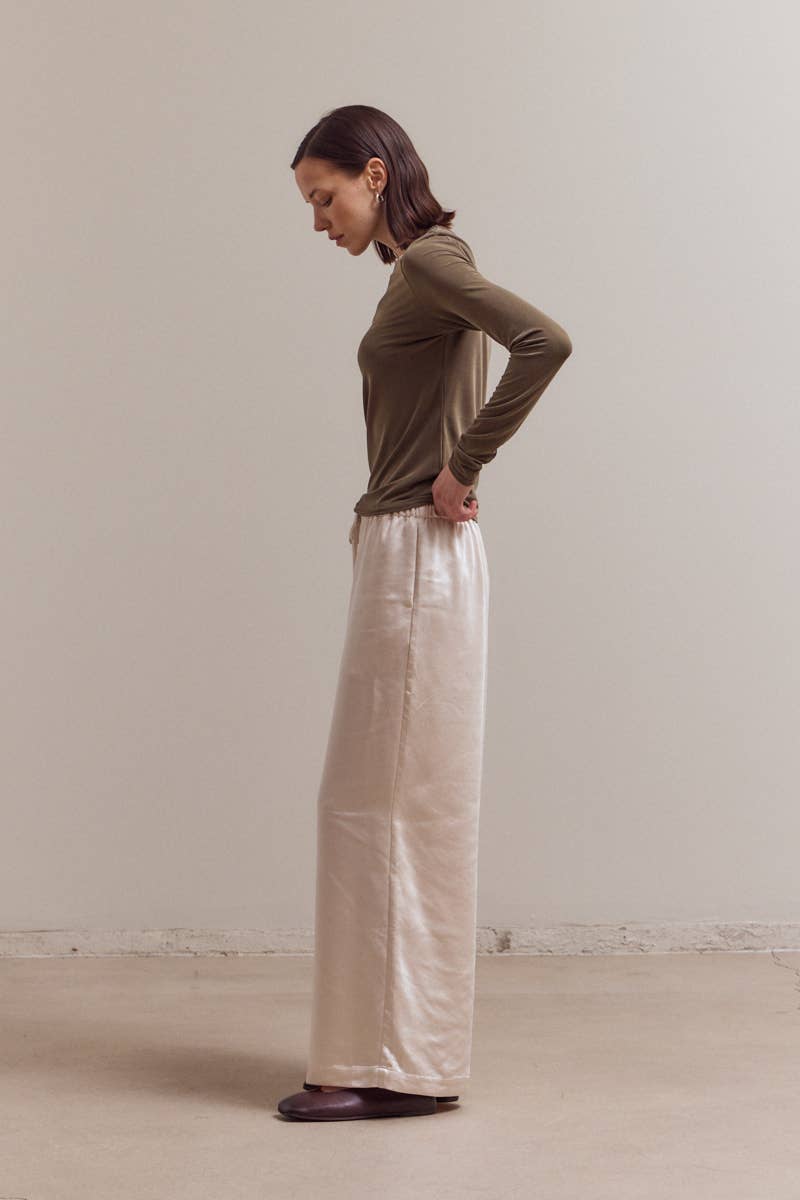 50698 - BANDING WAIST WIDE SATIN PANTS: CREAM / Contemporary / LARGE