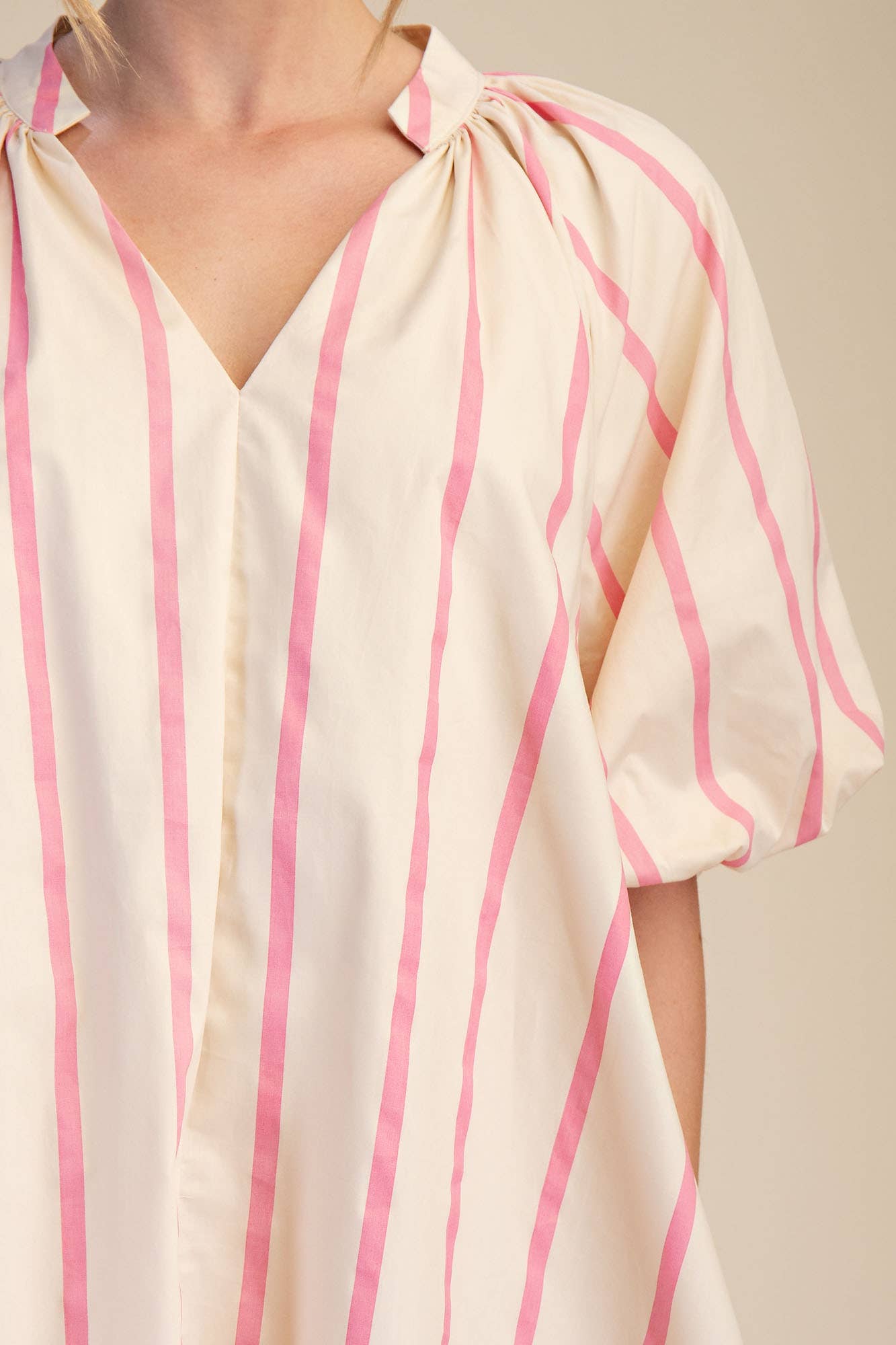 Puff-Sleeve Stripe Mini Shift Dress: Kelly Green / S