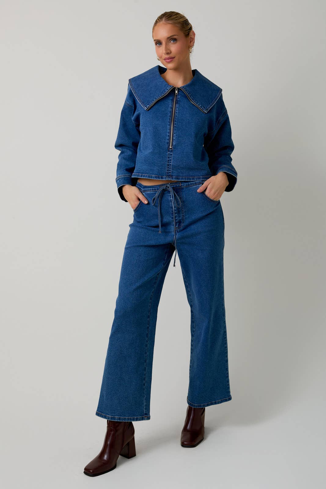 PETER PAN COLLAR LONG SLEEVE ZIP-UP DENIM TOP: DENIM / L