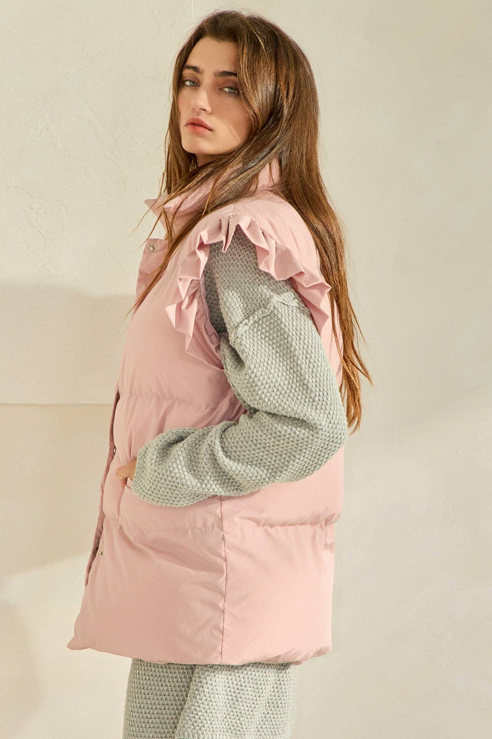IT1813 Ruffle Sleeve Down Vest: DUSTY PINK / S-M-L (2-2-2)