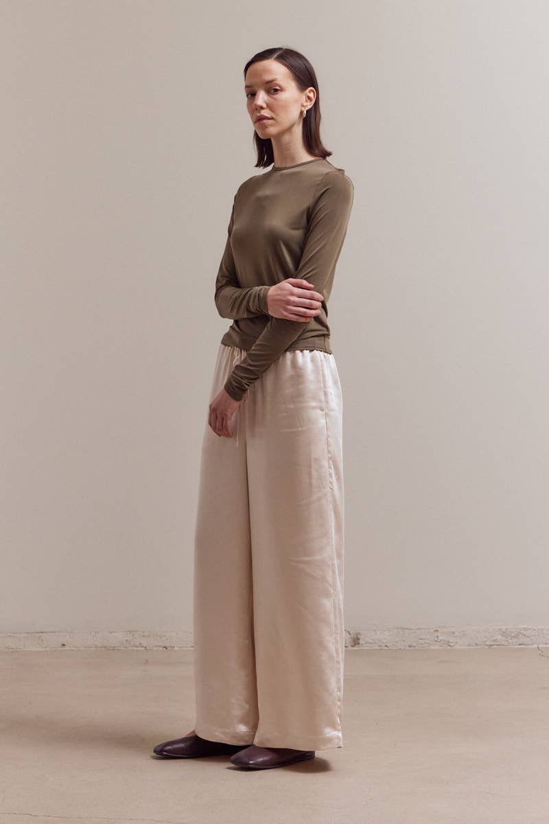50698 - BANDING WAIST WIDE SATIN PANTS: CREAM / Contemporary / SMALL