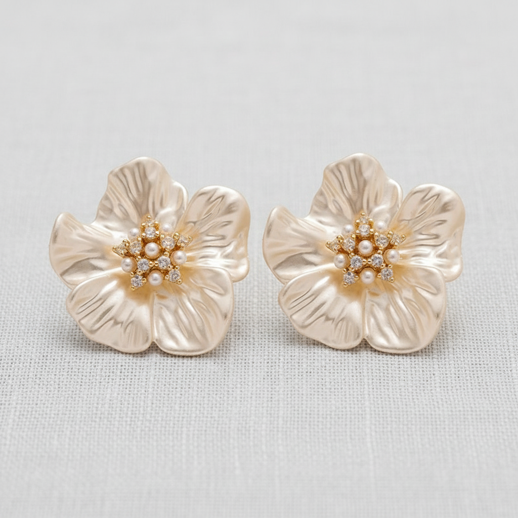 Acrylic Zirconia Pearl Flower Stud Earrings