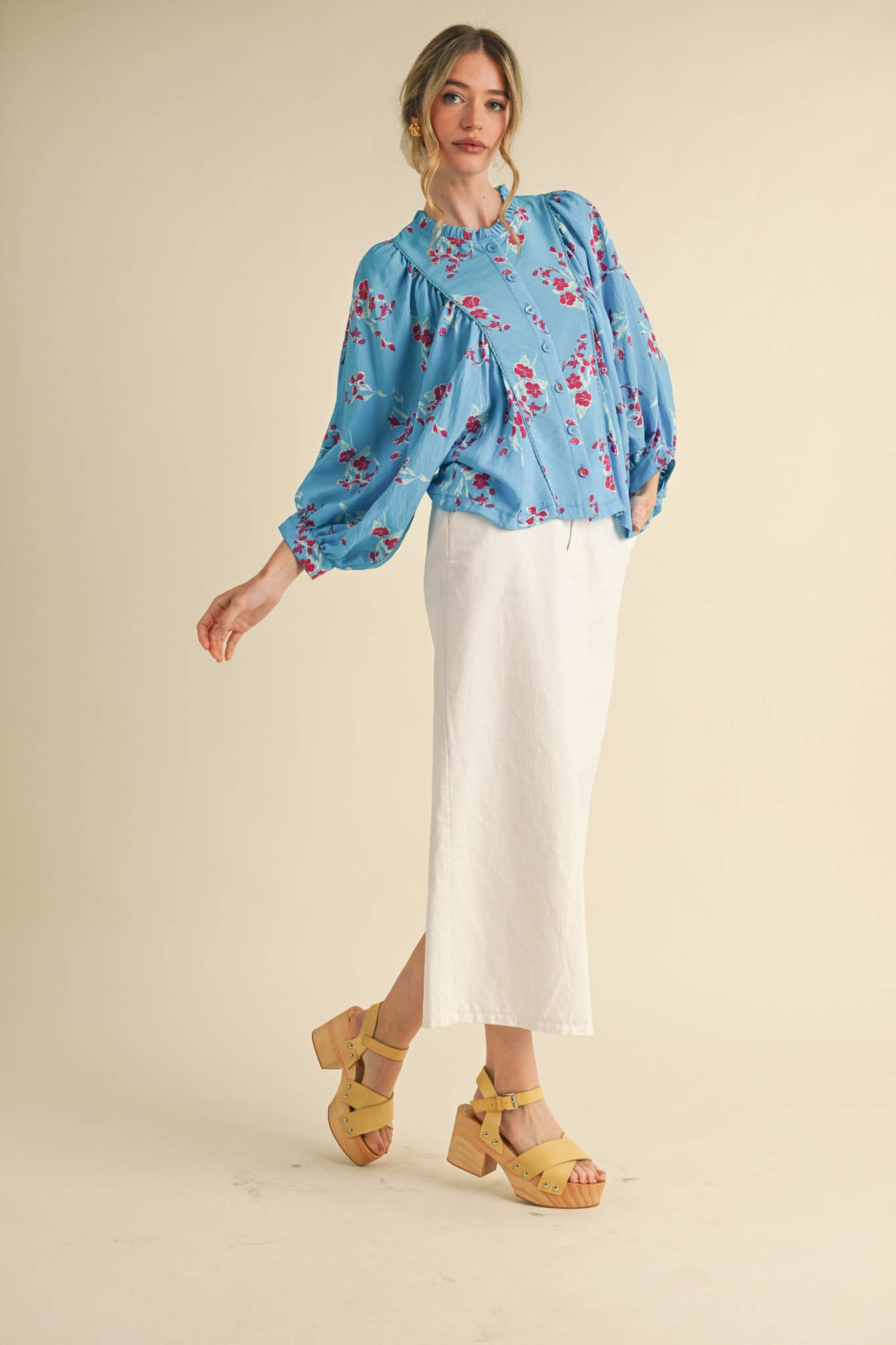 EXCLUSIVE PRINT FLORAL DOLMAN SLEEVE BLOUSE MTP3871: Electric Blue Floral / M