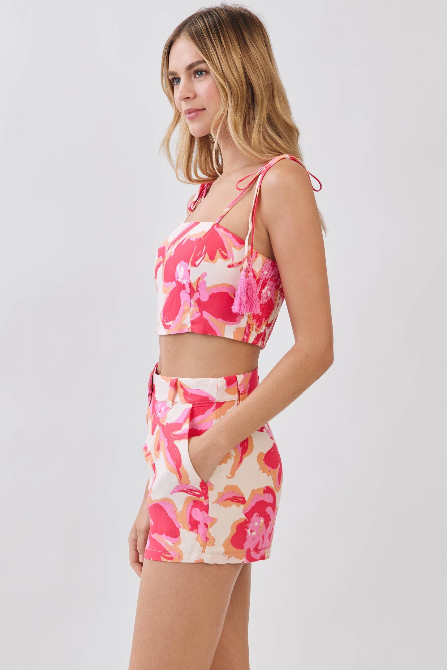 CP10353-Floral Print High-Waisted Shorts: Pink / S