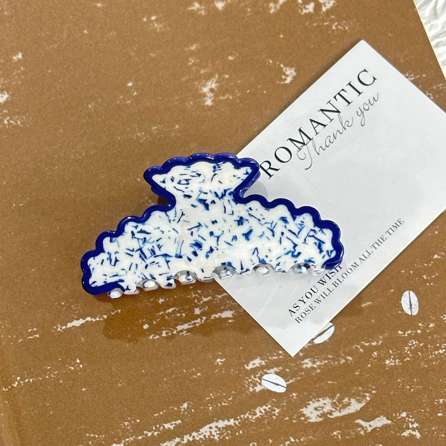 VINTAGE PORCELAIN STYLE HALF MOON HAIR CLAW CLIPS | 40H964: Blue