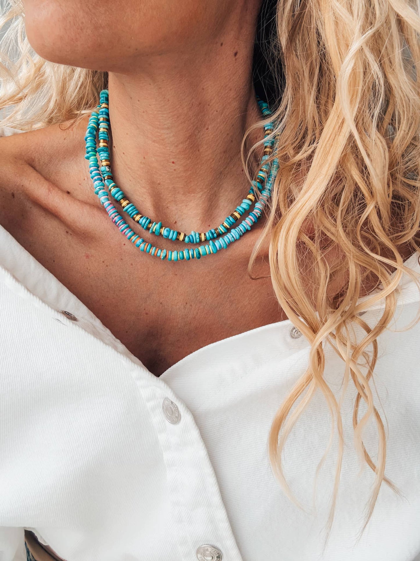 Turquoise rodelle beaded necklaces with colorful details  : Yellow