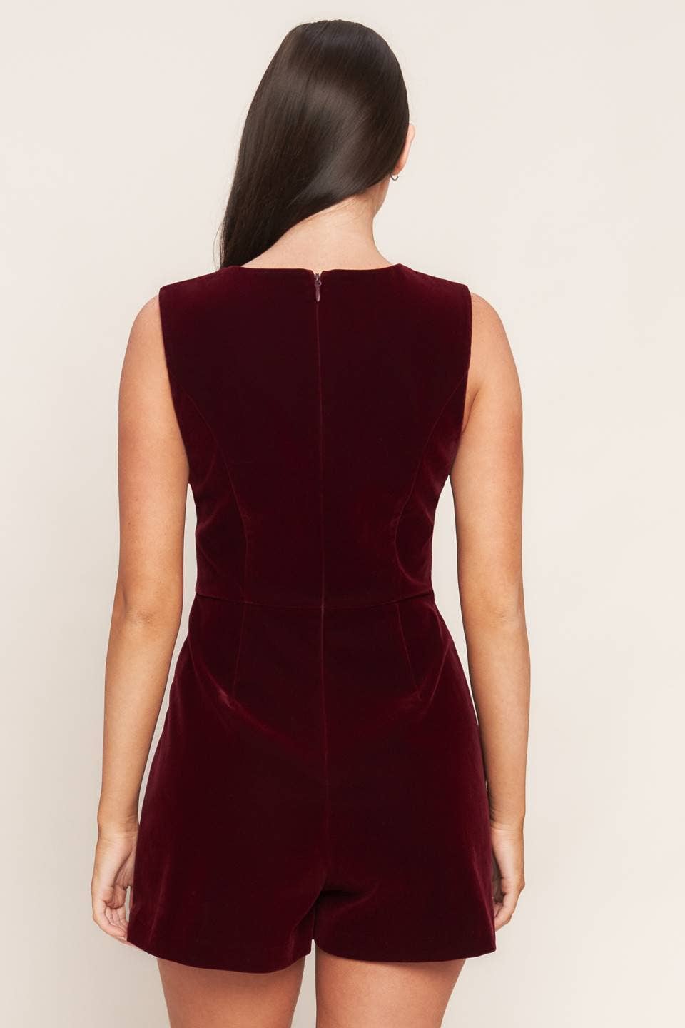 A velvet romper - IP9004: Burgundy / Contemporary / S