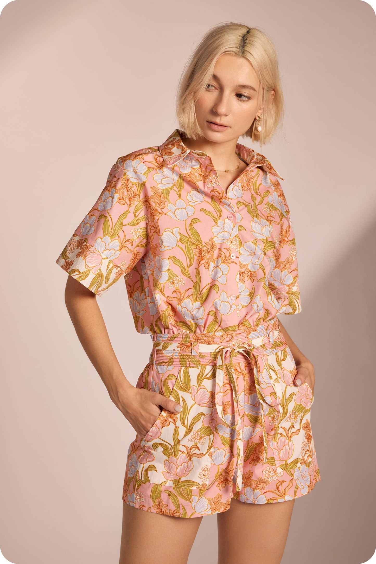 Floral Print Shorts: Pink/white Multi / S
