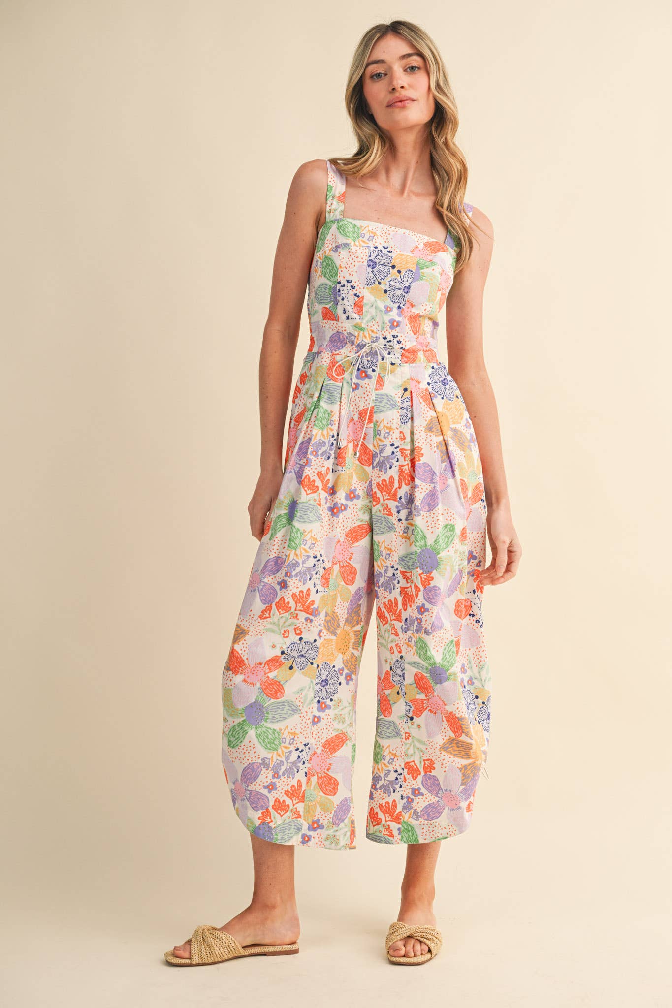 EXCLUSIVE FLORAL PLEATED CROPPED WIDE LEG JUMPSUIT MP4967: CORAL MULTI / S