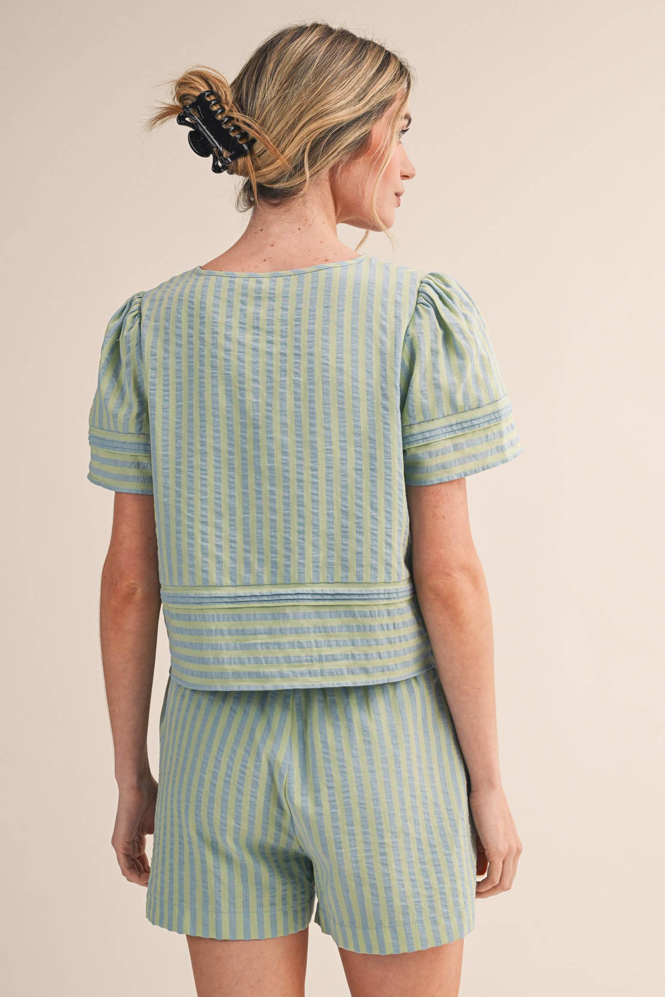 STRIPED BUTTON UP TOP AND SHORTS SET MPST4488: YELLOW PINK STRIPE / M