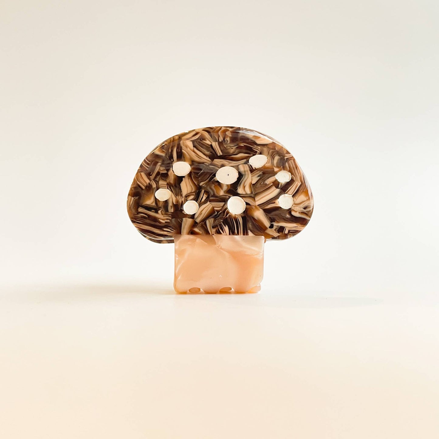 Alice | Small Mushroom Claw Clip: Assorted