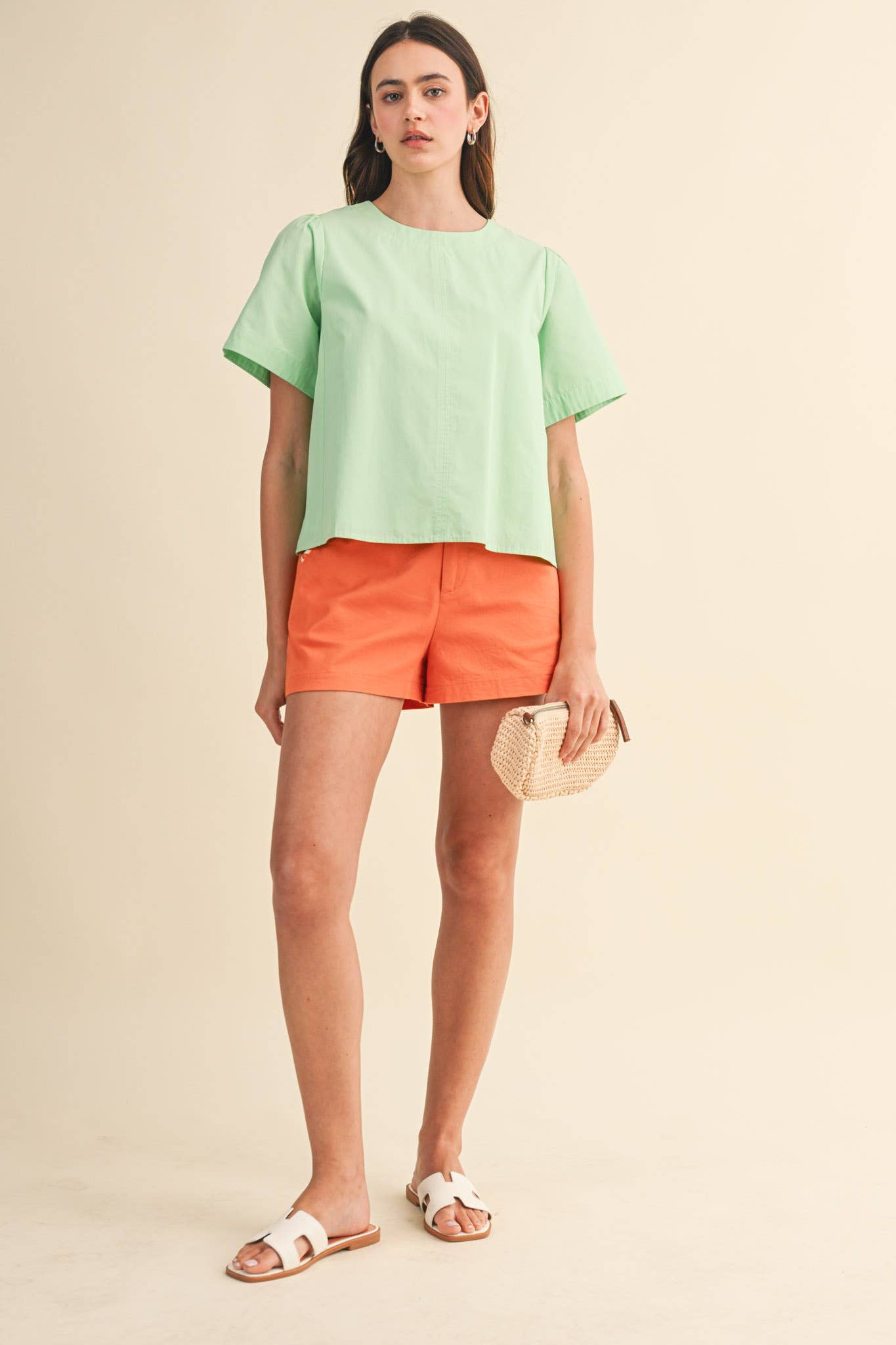 SEAM DETAIL SHORT SLEEVE BOXY TOP MTP4795: APPLE GREEN / L