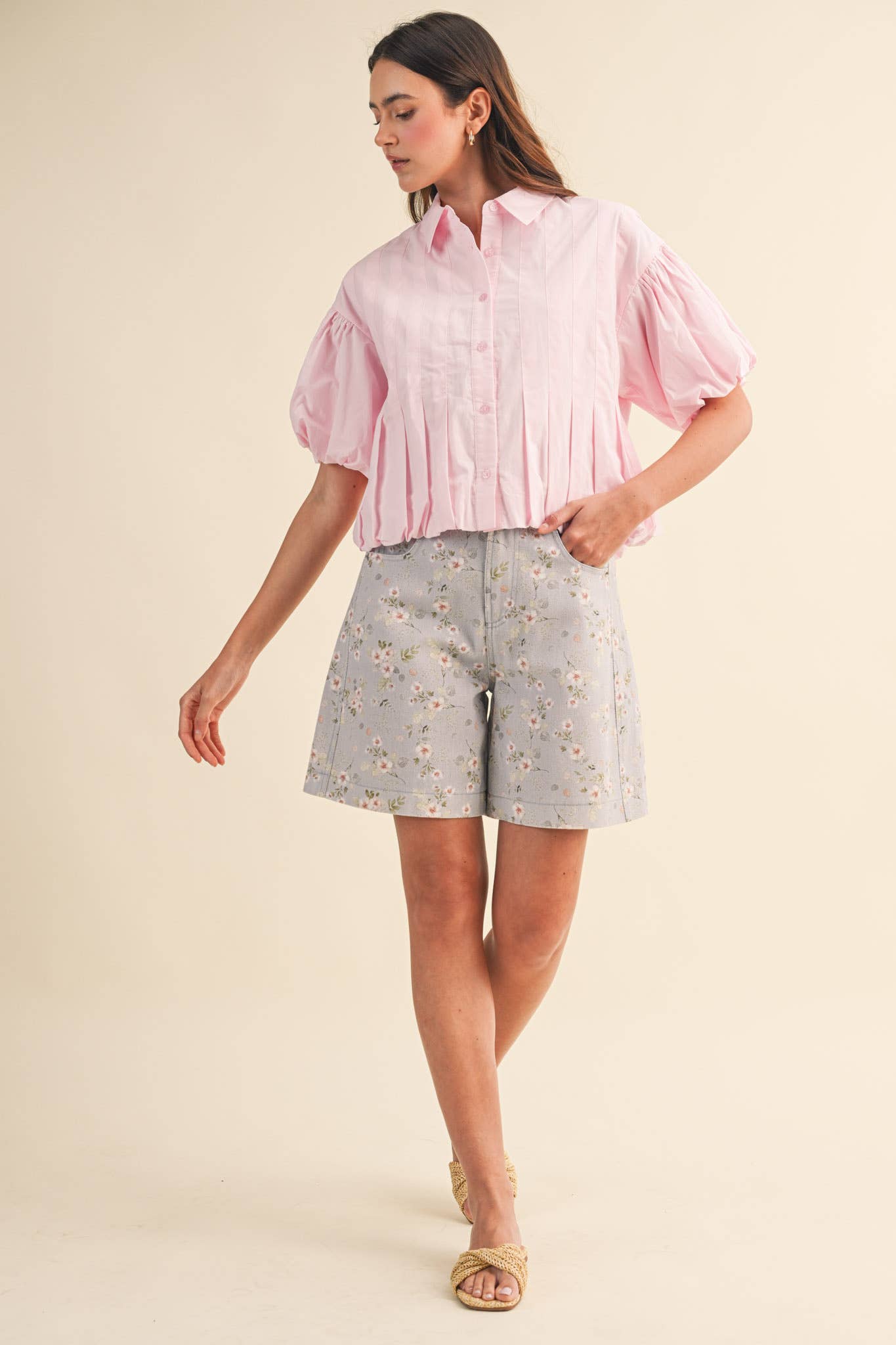 PLEATED BUBBLE HEM BUTTON DOWN TOP MTP4694: SKY BLUE / M