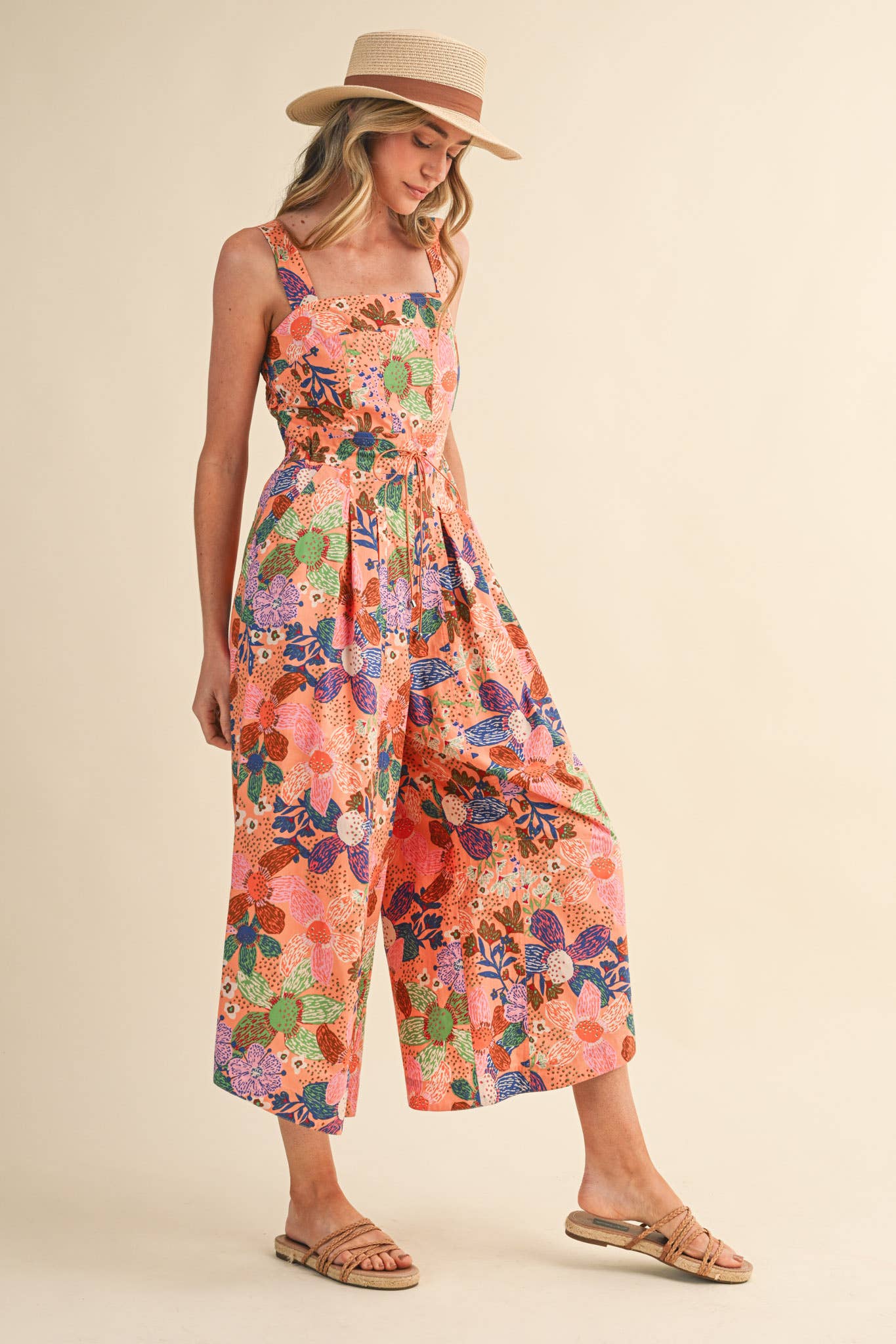EXCLUSIVE FLORAL PLEATED CROPPED WIDE LEG JUMPSUIT MP4967: CORAL MULTI / S