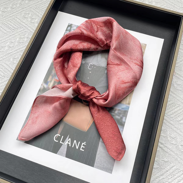 S25061 100% Silk Square Scarf (21"x21"): 02 CRM/GRN/YLW