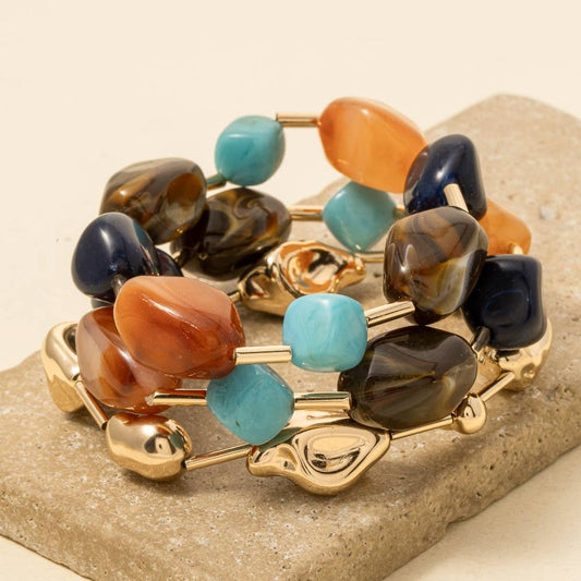 Irregular Metallic And Acrylic Beaded Bracelet Set: GDBRN